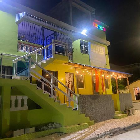 Hotel Dona Cornelia à Los Patos Extérieur photo