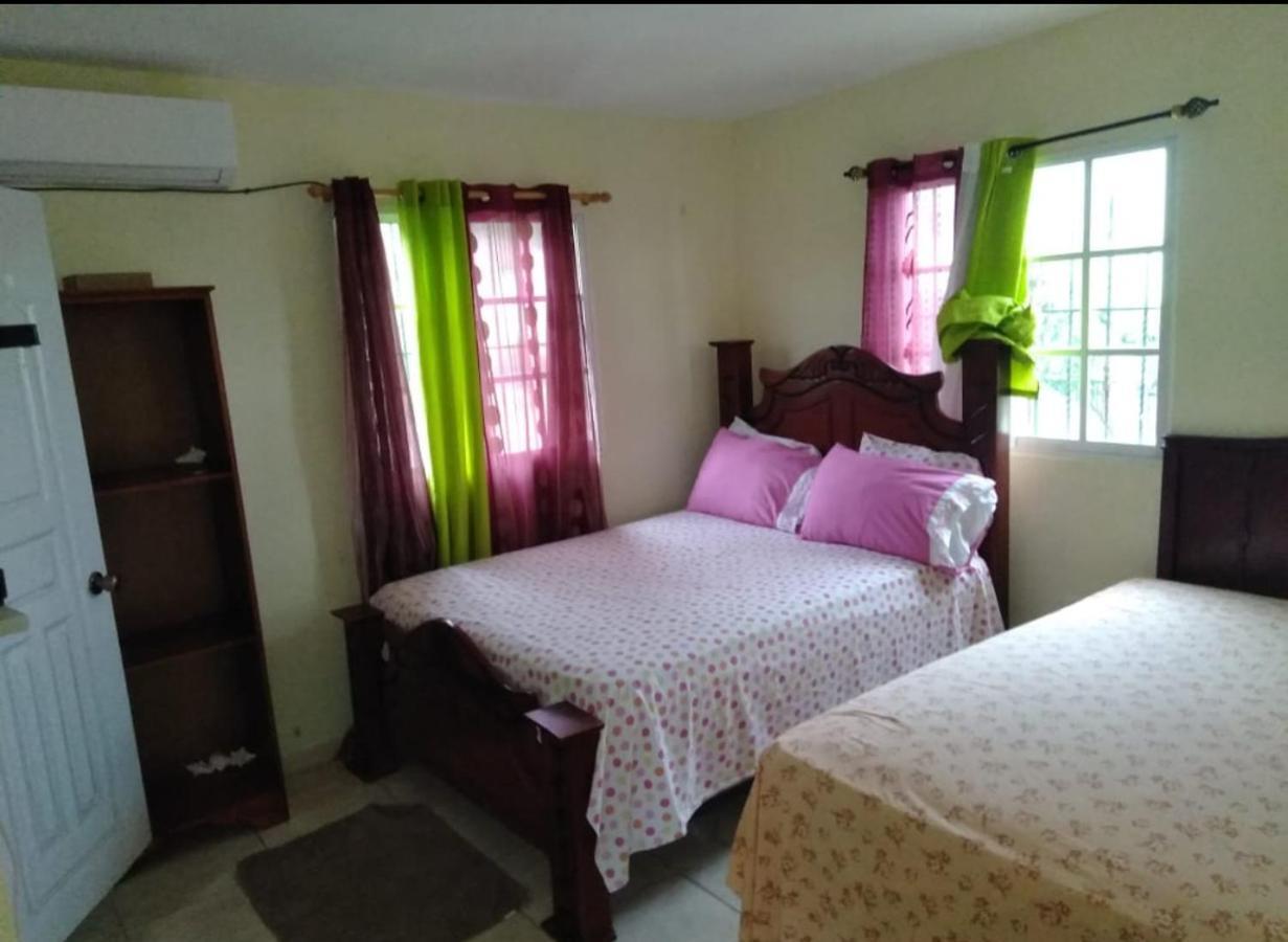 Hotel Dona Cornelia à Los Patos Extérieur photo